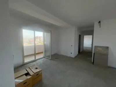 Apartament i gjerë 2+1, 7/10