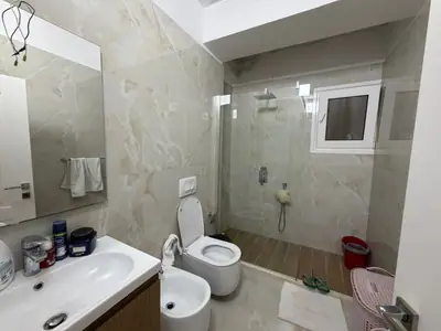 Geräumige 3+1-Wohnung, 23/25
