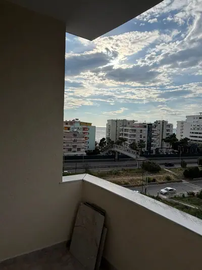 1+1-Wohnung mit Meerblick, 12/13
