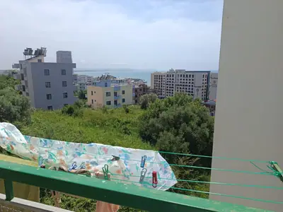 Apartament 1+1 me pamje nga deti