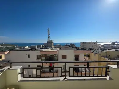 Apartament 1+1 me pamje nga deti