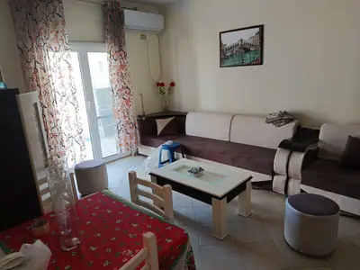 Apartament 1+1 pranë plazhit