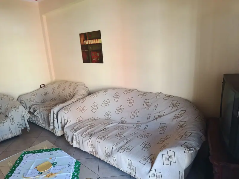 Квартира 1+1, 2/7
