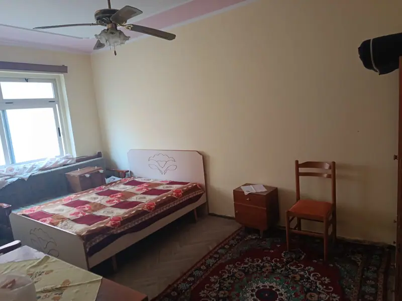 Квартира 1+1, 5/7