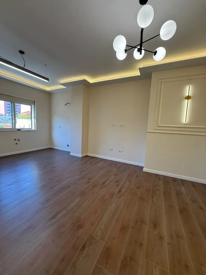 Apartament 1+1, 4/4