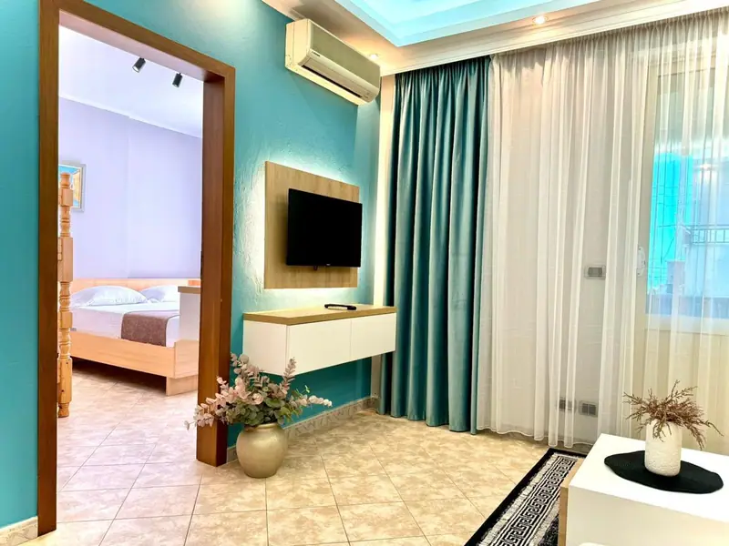 Apartament 1+1 me pamje nga deti, 5/10