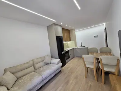 Apartament 1+1, 6/18