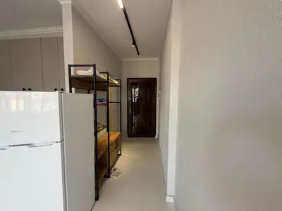 Studio im Neubau, 6/9