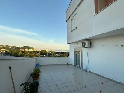 3+1-Wohnung mit Meerblick, 24/26