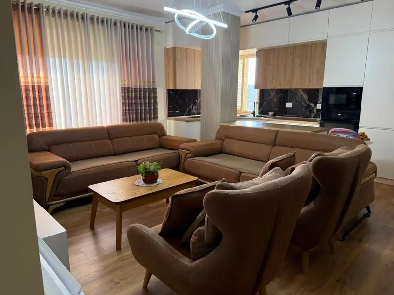 Apartament 2+1, 2/10