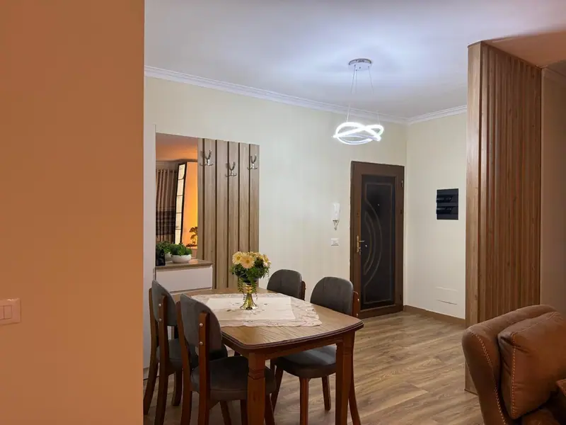 Apartament 2+1, 4/10