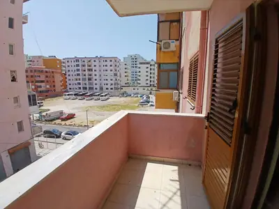 Geräumige 2+1-Wohnung, 15/20