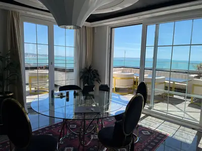 Apartament 4+1 me pamje nga deti