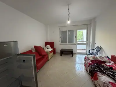 Apartament 1+1 pranë plazhit