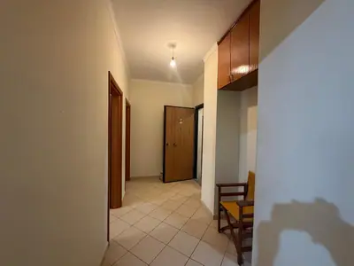 Piso 2+1 cerca de la playa, 8/11