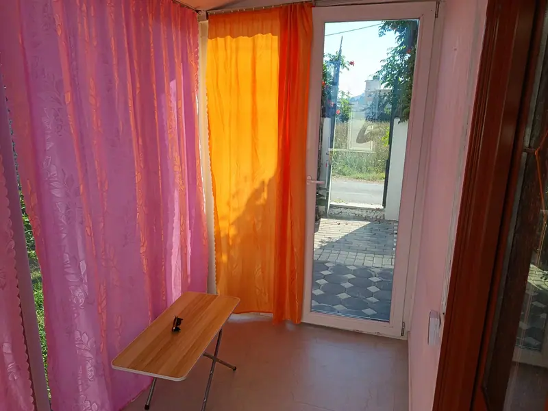 1+1 apartment, 2/8