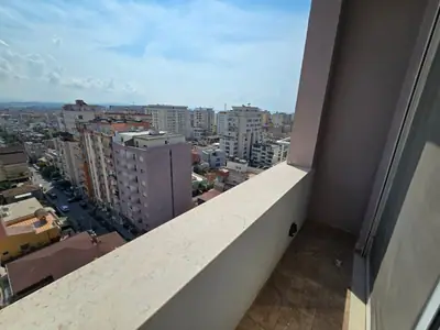 Piso amplio 2+1, 40/45