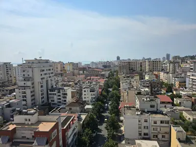 Piso amplio 2+1, 45/45