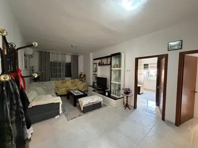 Apartament i gjerë 3+1