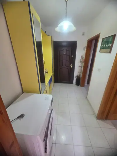 1+1 apartment, 8/12