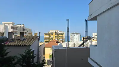 Apartament 1+1 me pamje nga deti