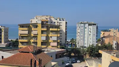 Apartament 1+1 me pamje nga deti