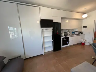 Studio with sea view, 7/11