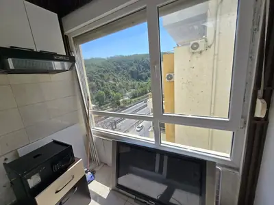 1+1-Wohnung, 12/12