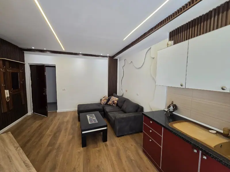 1+1-Wohnung, 3/12