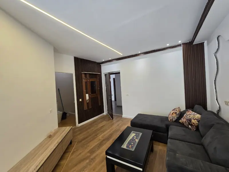 1+1-Wohnung, 5/12
