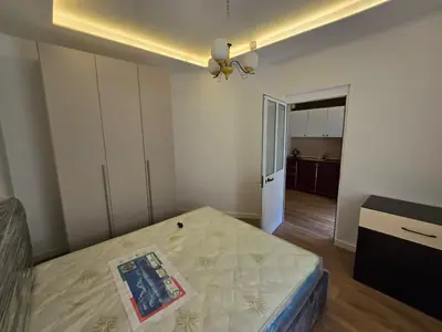 1+1-Wohnung, 9/12