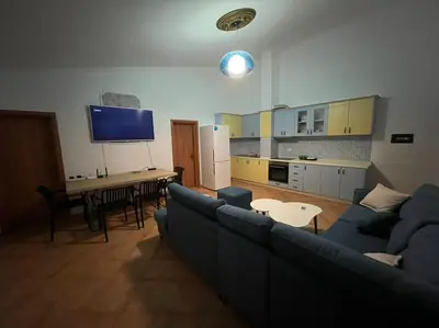 Apartament i gjerë 2+1, 6/18