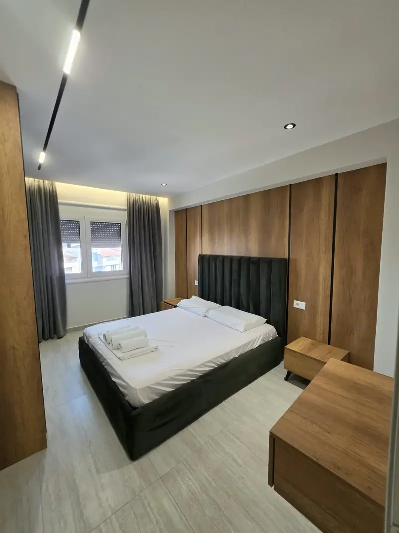 Apartament 2+1, 4/13