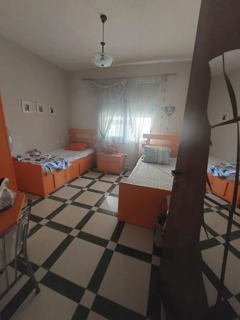 Apartament 1+1 pranë plazhit, 2/8
