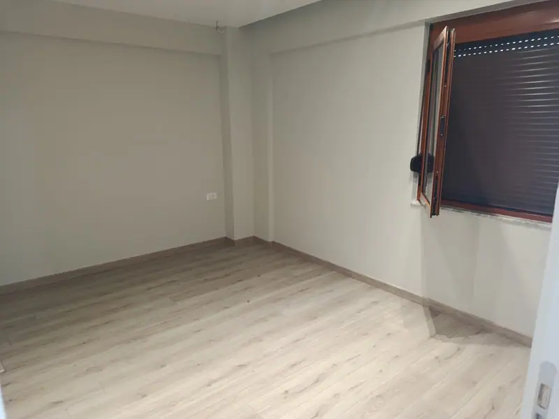 Apartament 2+1, 3/6