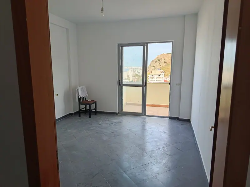 Apartament 1+1 me pamje nga deti, 4/10