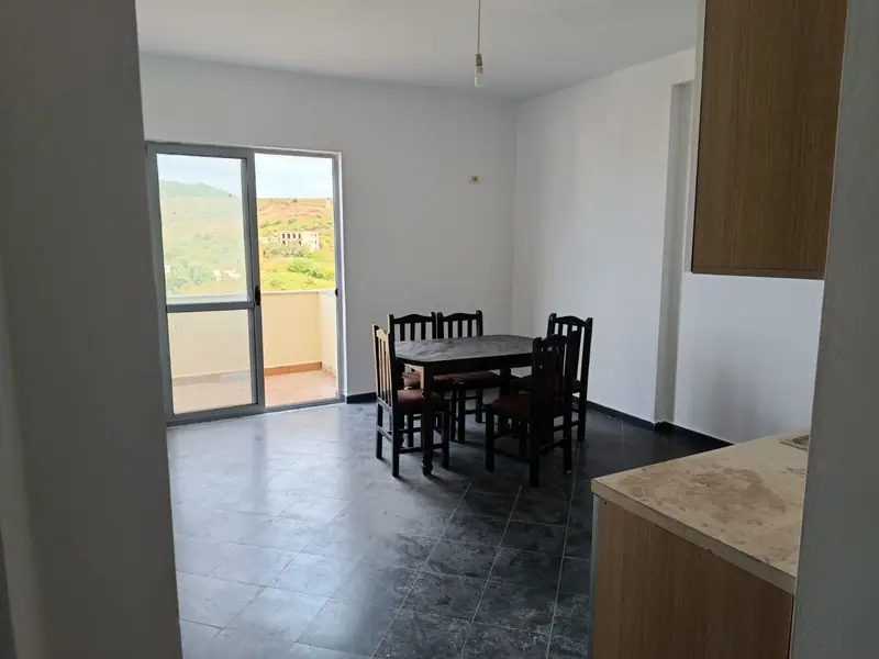 Apartament 1+1 me pamje nga deti, 5/10