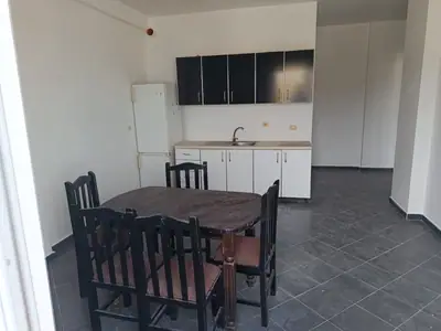 Apartament 1+1 me pamje nga deti, 9/10