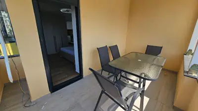 Apartament 1+1 me pamje nga deti, 11/12