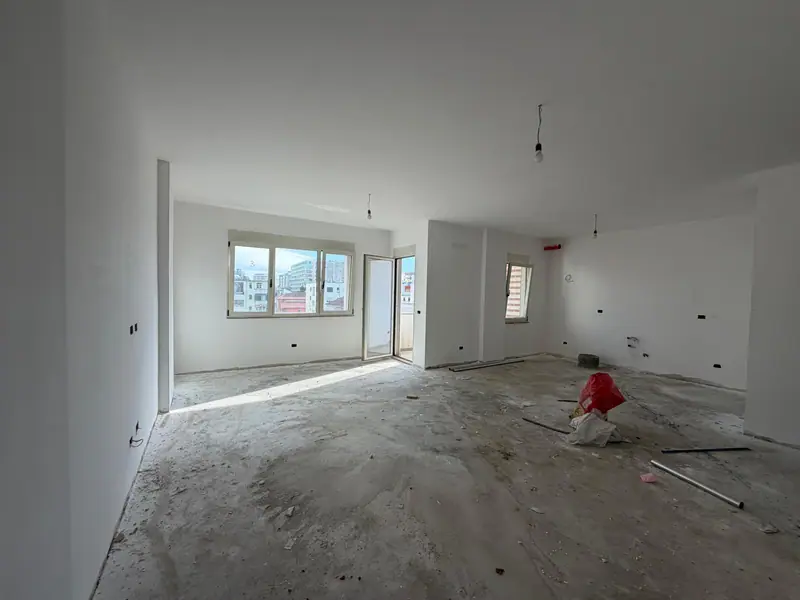 Apartament i gjerë 2+1, 4/16