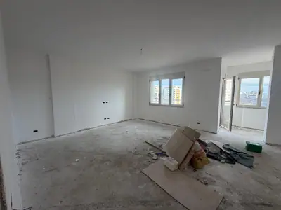 Apartament i gjerë 2+1