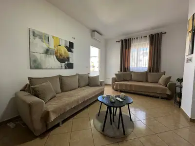 Apartament 1+1 pranë plazhit