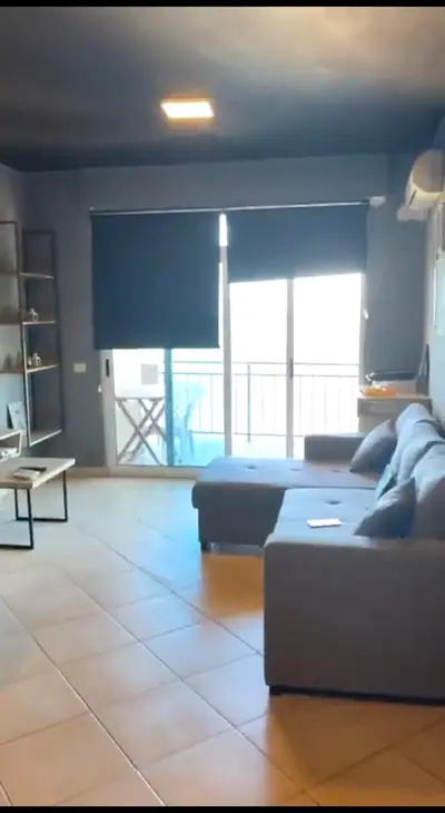 Apartament 1+1 me pamje nga deti