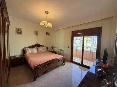 Apartament i gjerë 3+1, 17/18