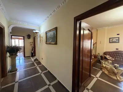 Apartament i gjerë 3+1, 6/18