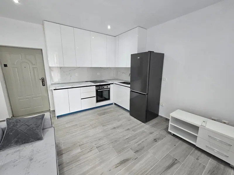 Apartament 1+1, 4/10