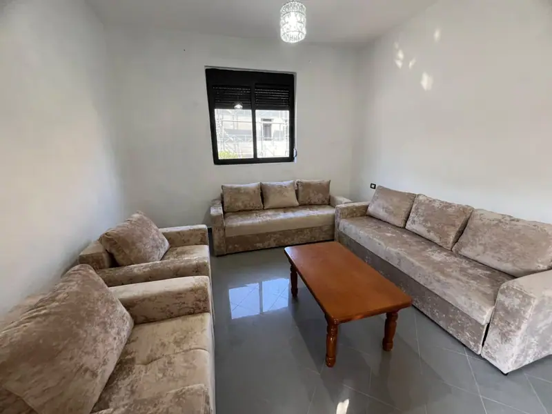 2+1-Wohnung, 2/12