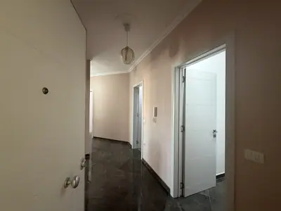 Piso amplio 2+1, 6/16