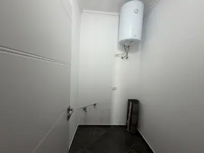 Piso amplio 2+1, 7/16