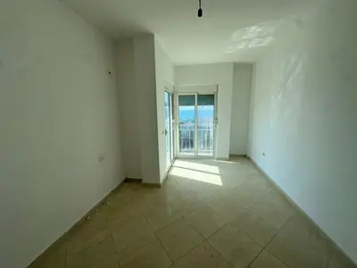 Apartament 3+1 me pamje nga deti, 9/12